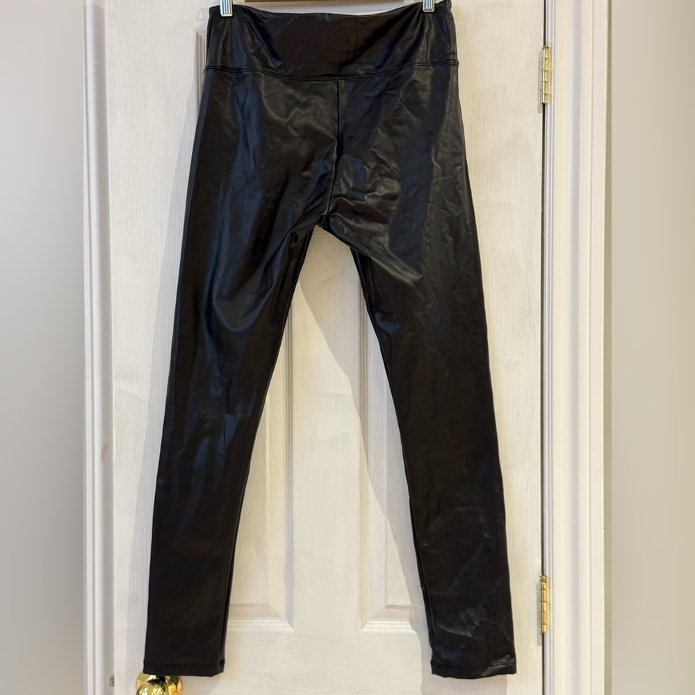 Stella Luce, Black leggings faux leather